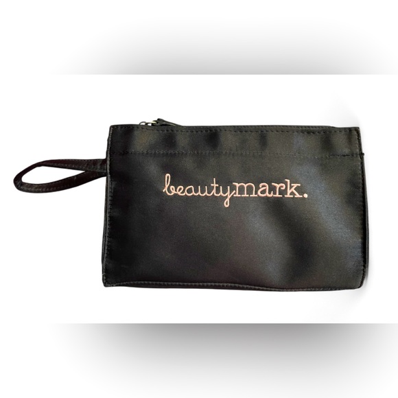 BEAUTY MARK COSMETICS POUCH - Picture 1 of 4